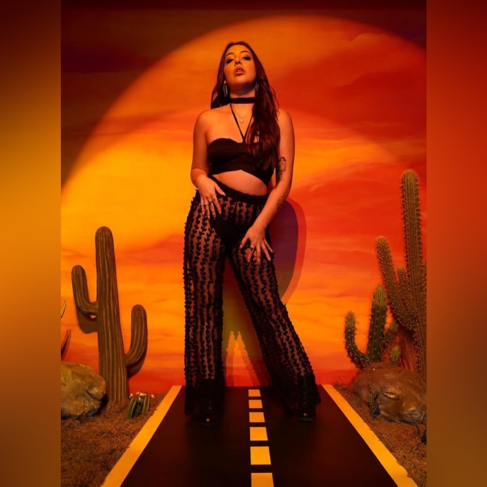 PrettyLittleThing 2 piece set